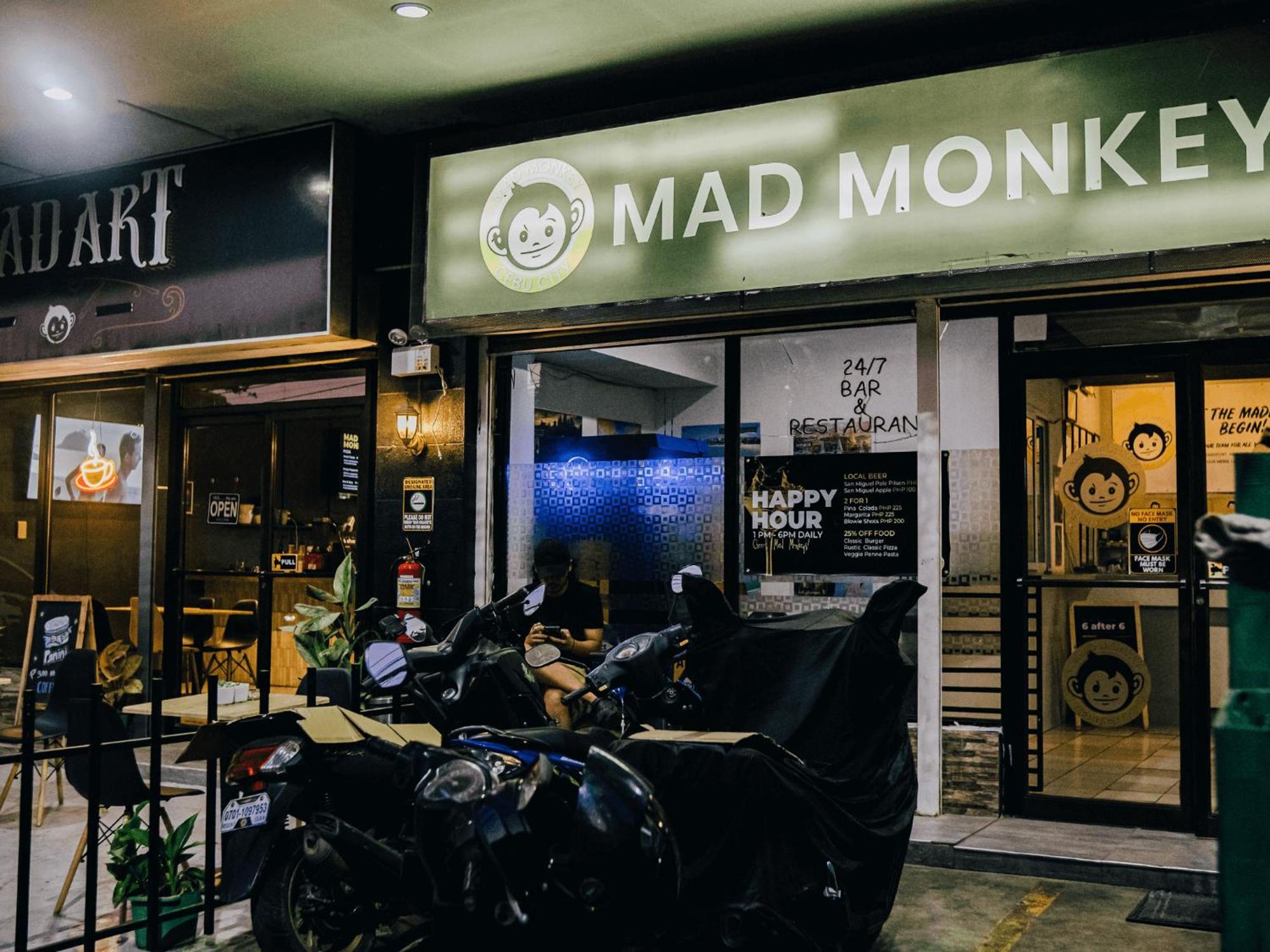 マッド モンキー ホステル セブ シティ セブ市 エクステリア 写真